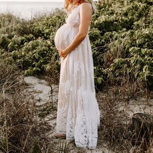 VICI Dolls White and Beige Gown Size M *Maternity Friendly **FREE SHIP**